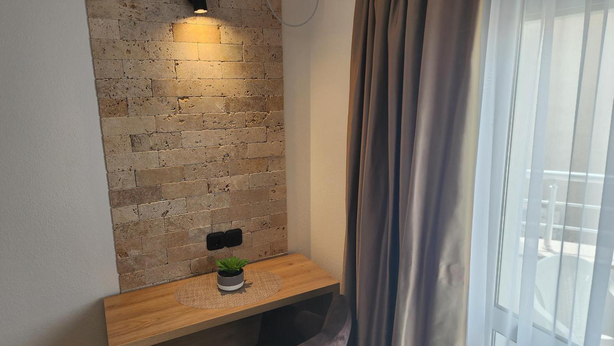 "House Muenster" Bed&Breakfast - Ulcinj Donji Stoj Rom bilde