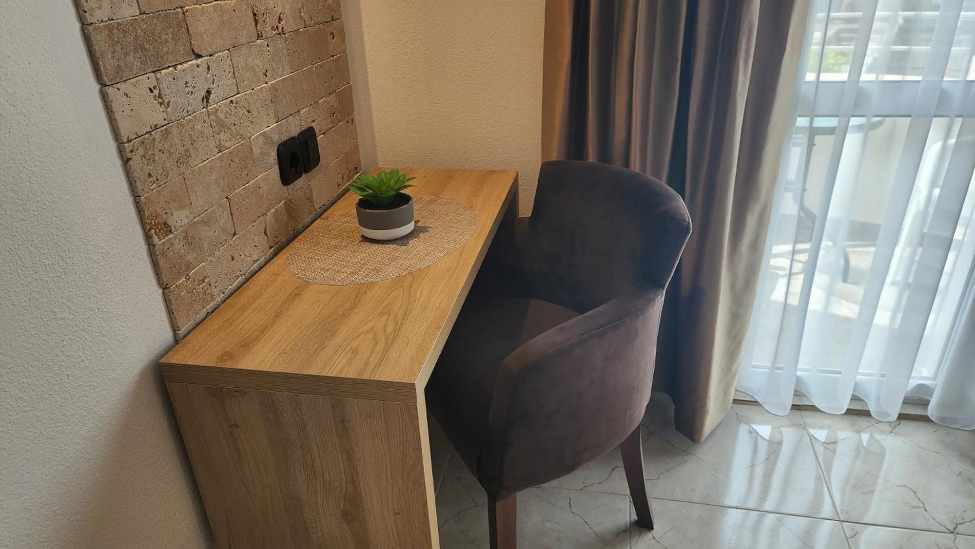 "House Muenster" Bed&Breakfast - Ulcinj Donji Stoj Rom bilde