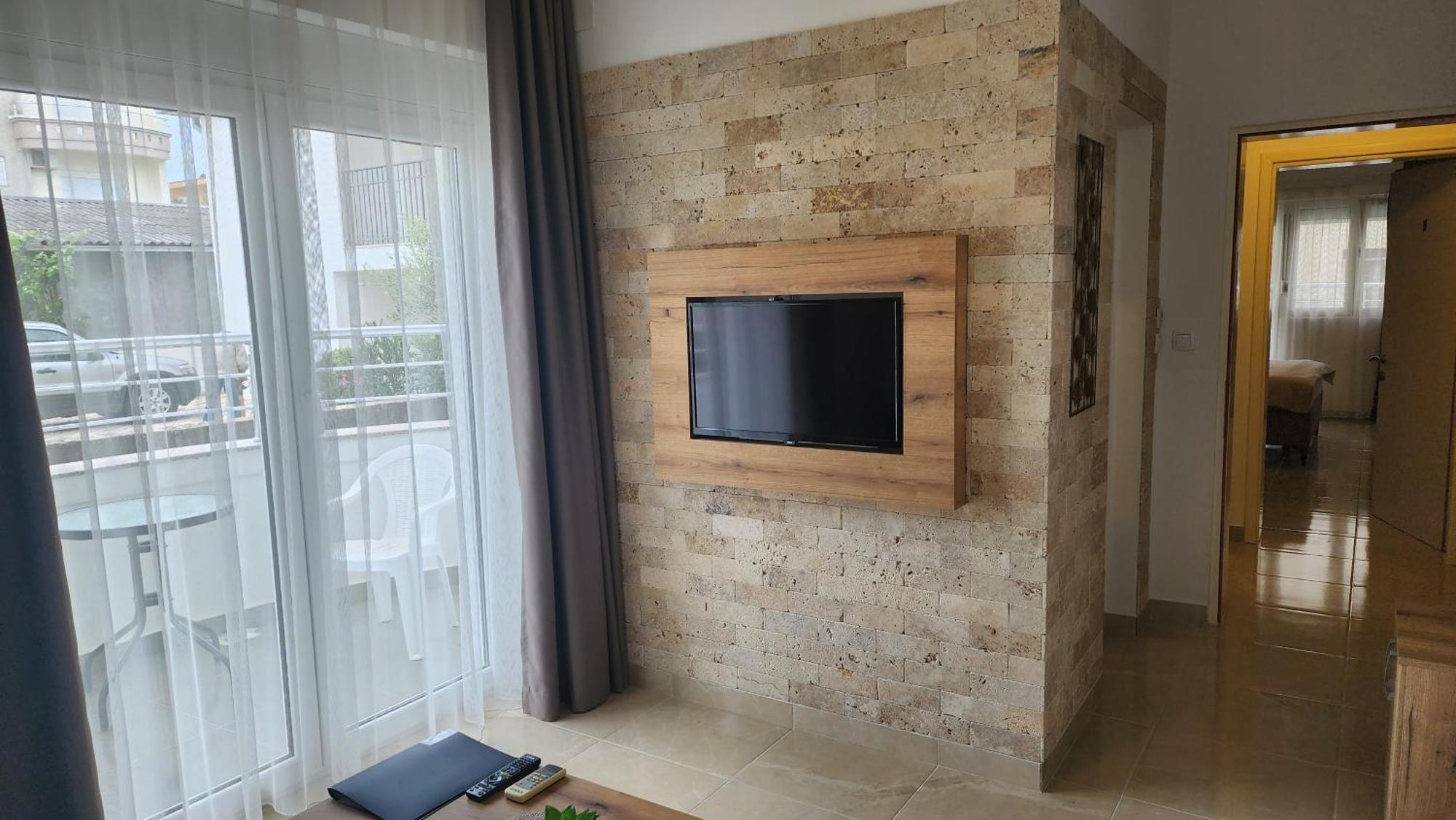 "House Muenster" Bed&Breakfast - Ulcinj Donji Stoj Rom bilde
