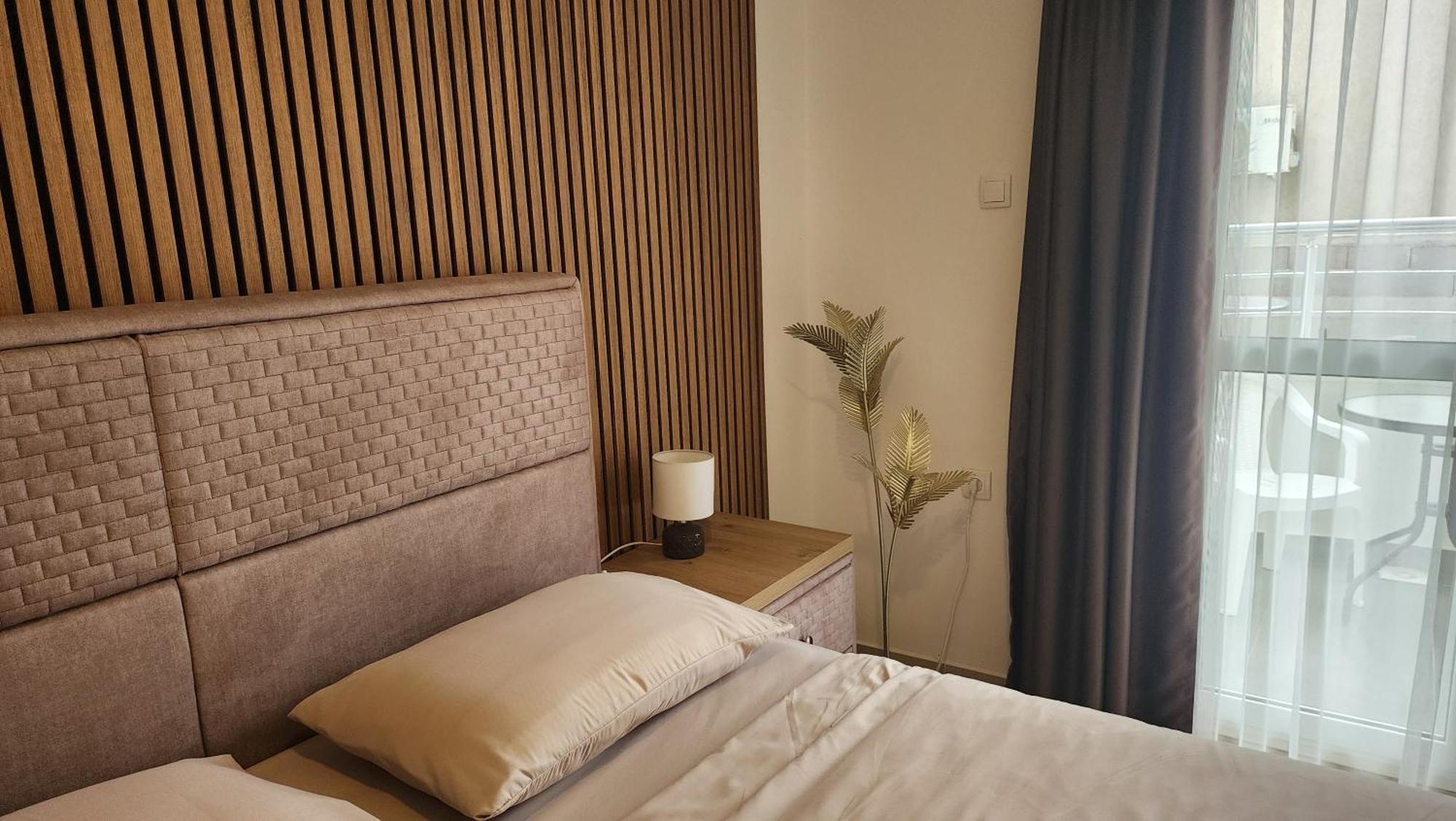 "House Muenster" Bed&Breakfast - Ulcinj Donji Stoj Rom bilde