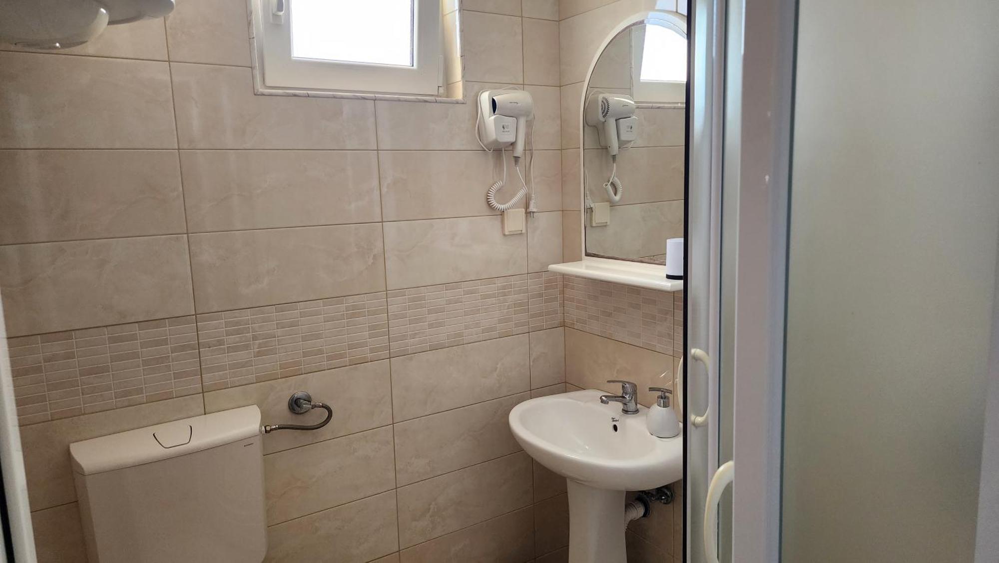 "House Muenster" Bed&Breakfast - Ulcinj Donji Stoj Rom bilde